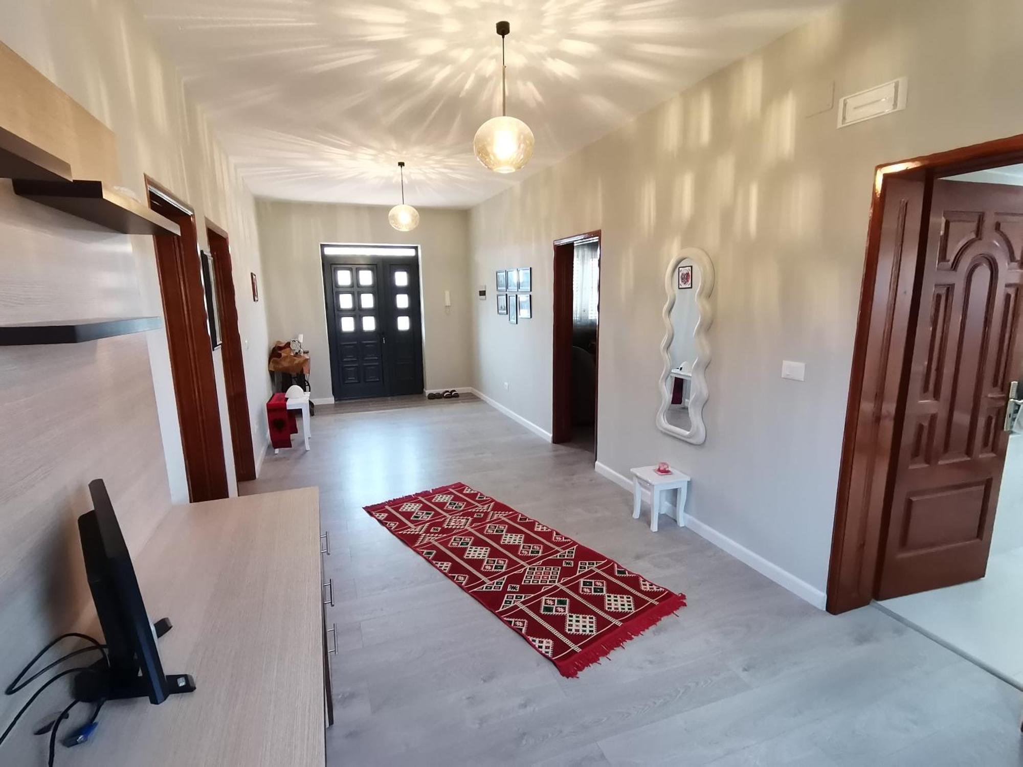 Leatis Apartment Durres Ngoại thất bức ảnh