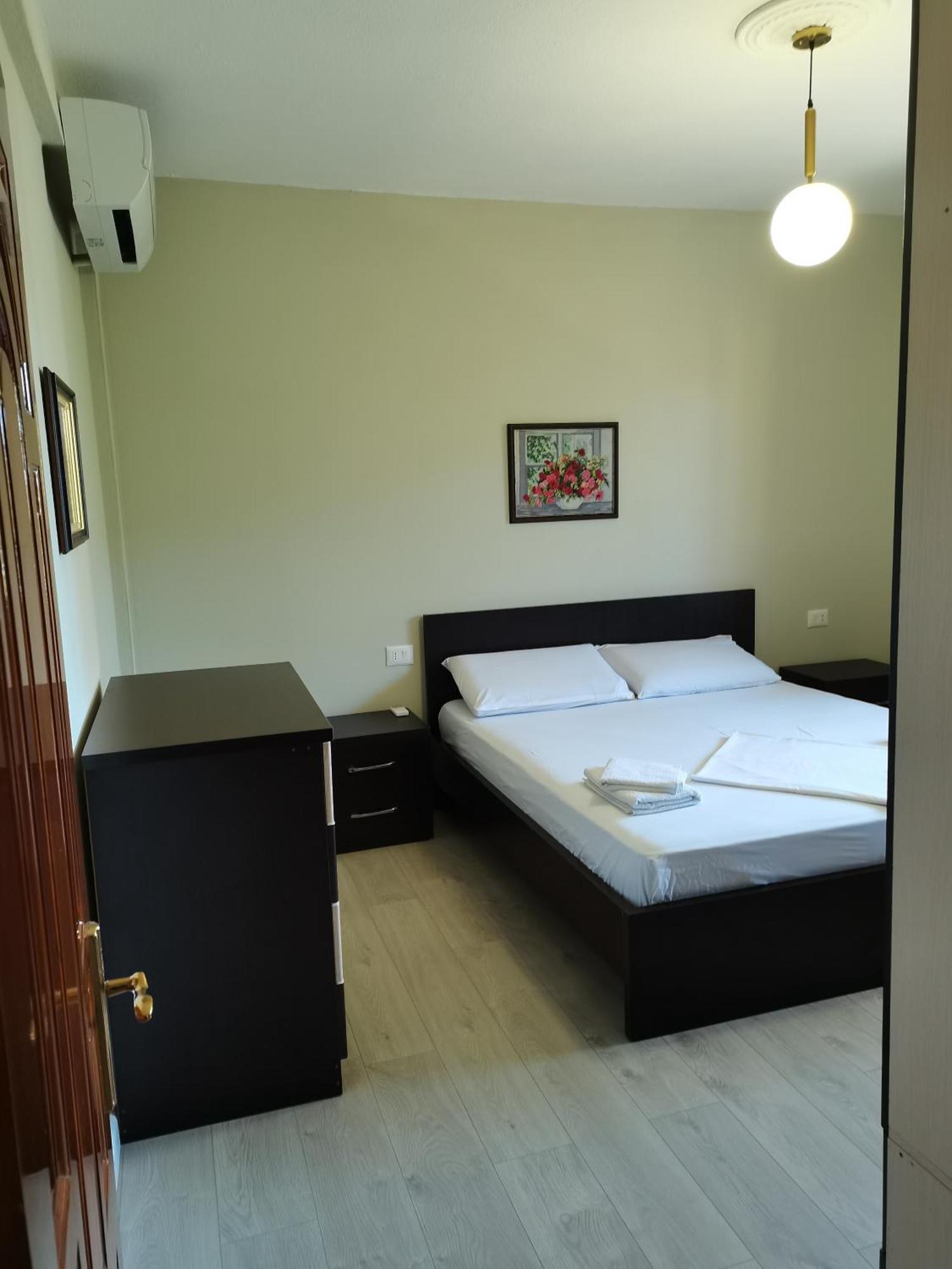 Leatis Apartment Durres Ngoại thất bức ảnh